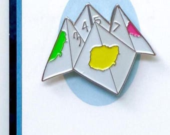90s Fortune Teller Enamel Needleminder | Cootie Catcher Needle Keeper, Y2K Stitcher Accessory