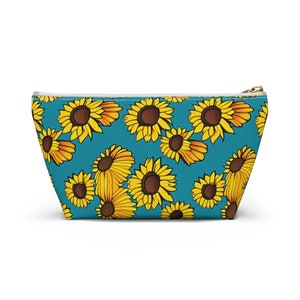 Andrea Mantegna Accessory Pouch w T-bottom