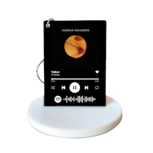 Spotify Keyring Personalised Photo Gift | Music Bag Charm Keychain with Scannable Code