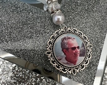 Memory remembrance bouquet charm, locket, brooch personalised with any photo. keepsake with ribbon. Wedding flower Bride Ideas