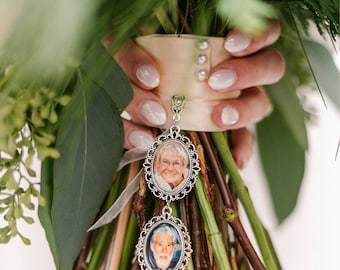 2 Oval Memory Charms Linked/remembrance bouquet charm/locket/brooch/personalised with any photo/keepsake with ribbon/Wedding flower Bride