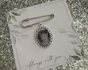 Personalised Memorial Photo Kilt Pin Charms – Custom Memory Ornament – Loved One Remembrance Keepsake Gift – Groom Brooch – Bridal Bouquet
