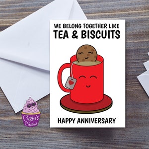 Linda tarjeta de feliz aniversario para una pareja que ama el té y las galletas