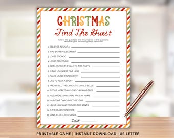 Puede incluir: Un juego imprimible de Navidad titulado "Find The Guest" con un borde festivo a rayas rojas, verdes y blancas. El juego incluye preguntas para completar sobre las tradiciones navideñas. Un bolígrafo de oro rosa descansa a la derecha.