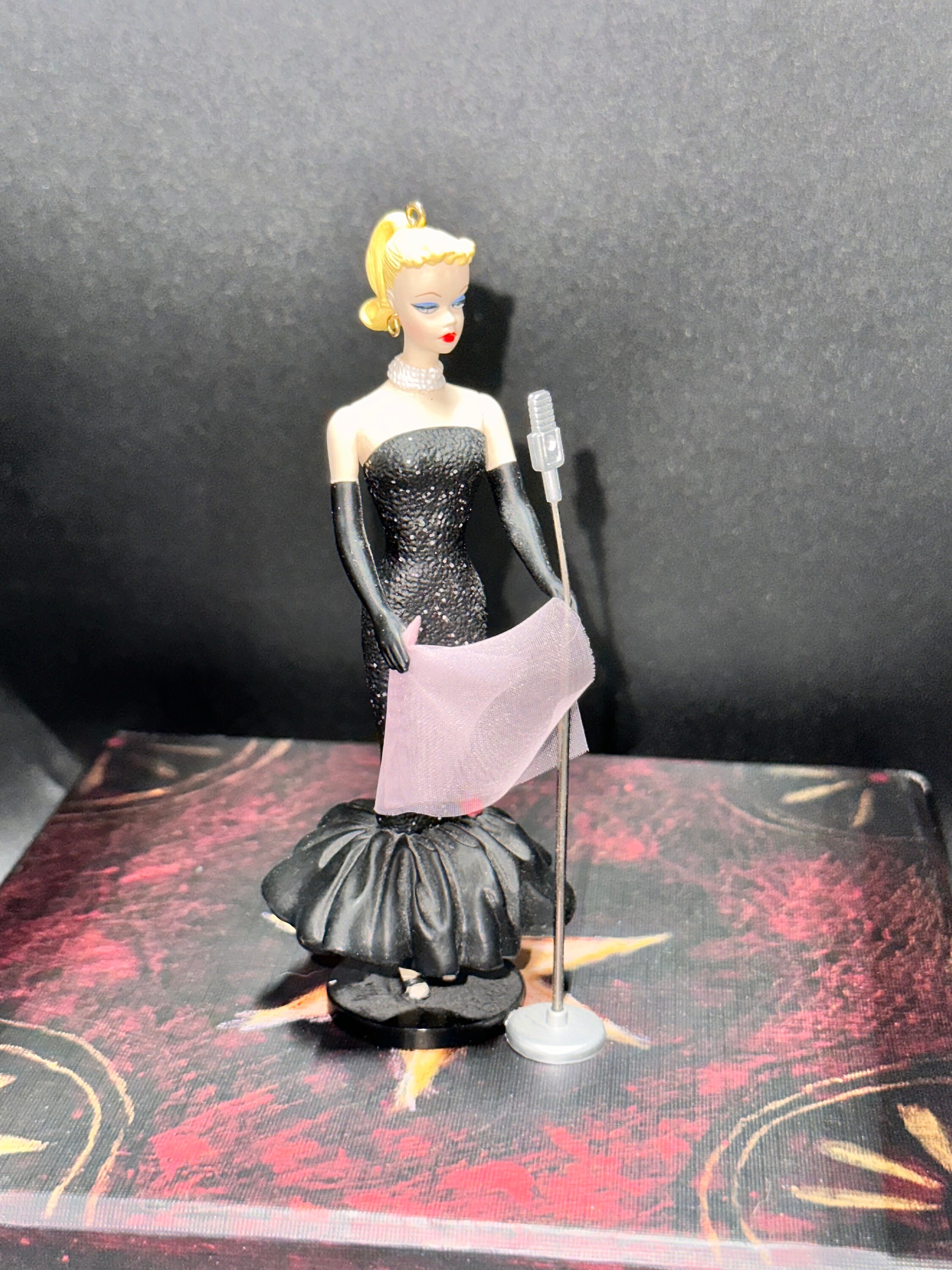 Solo in the spotlight barbie 1995 new arrivals