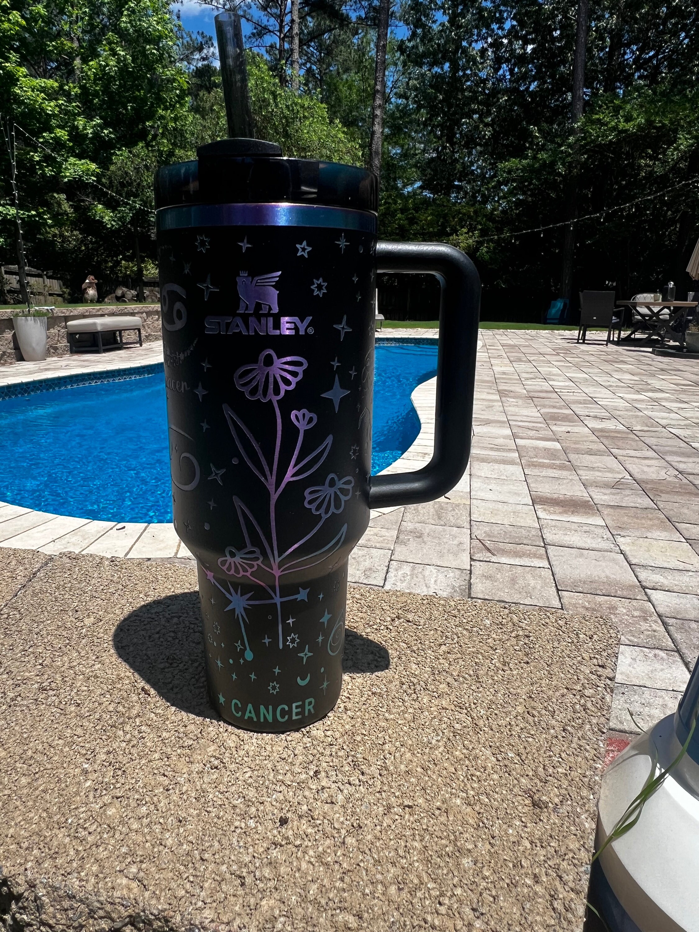 YETI ランブラー 24oz マグ ビールジョッキ マグスライダー蓋付き