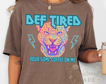 Amateur de café léopard rétro PNG : Design sublimation maman épuisée