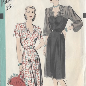 1940s Vintage Sewing Pattern DRESS B40&quot; (159)   By Hollywood Patterns 1820