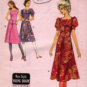 1971 Vintage Sewing Pattern B34″ DRESS (2017) By Style 3105