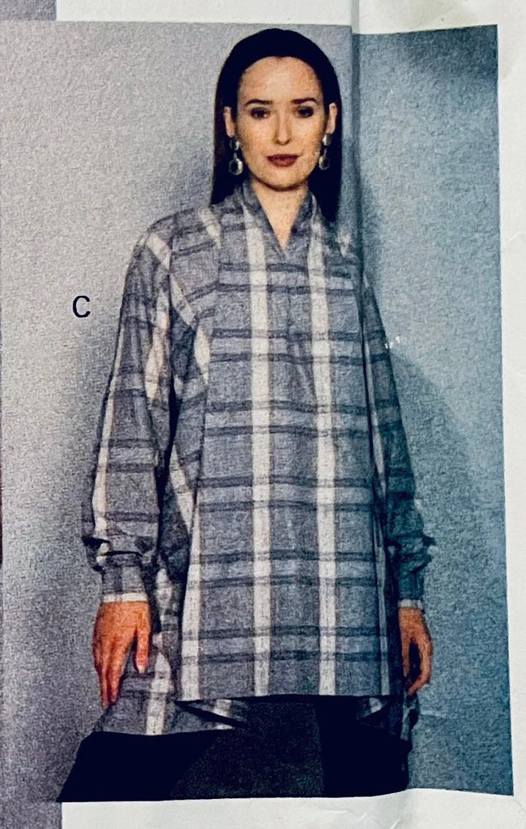 1992 Vintage VOGUE Sewing Pattern B34 - 36in Loose Fitting Top 1992 Vintage VOGUE Sewing Pattern B34 - 36in Loose Fitting Top