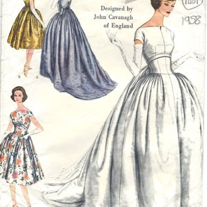 1958 Vintage VOGUE Sewing Pattern B34″ Evening Dress GOWN (1401)  DESIGNER: John Cavanagh Vogue 148