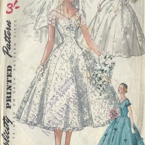 1955 Vintage Sewing Pattern B36 Bride, Bridesmaid DRESS, VEIL HEADPIECE (R961)  Simplicity 1461