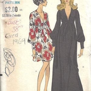 1969 Vintage VOGUE Sewing Pattern DRESS B38 (1754)   Vogue 7630