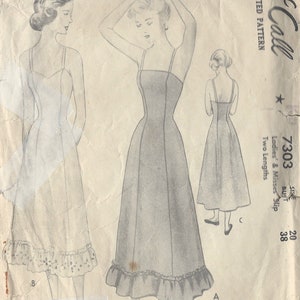 1948 Vintage Sewing Pattern B38 SLIP (R831)  McCall 7303
