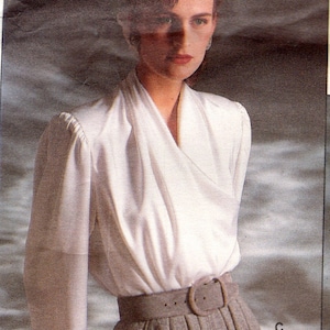 1987 Vintage VOGUE Sewing Pattern B34-36-38&quot; BLOUSE (2100) By Oscar De La Renta Vogue 1913
