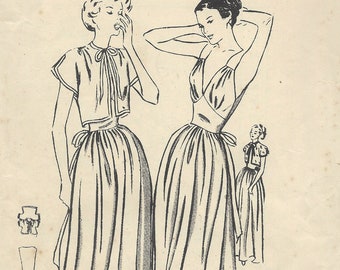 1940s Vintage Sewing Pattern B34 NIGHTGOWN & BED JACKET (1479)  Butterick 4652