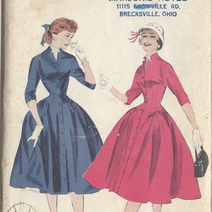 1950s Vintage Sewing Pattern B29" DRESS (R623)      Butterick 7458