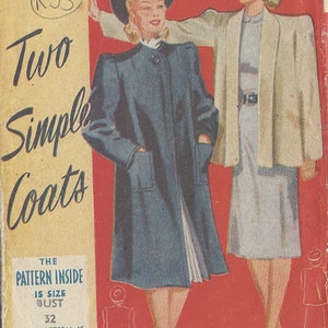 Op de afbeelding: Een vintage naaiboekje met een rode achtergrond en een gele rand. Het boekje toont twee vrouwen die jassen dragen. De tekst op de omslag luidt "Weldons So-Easy Pattern No. 63 10d. Two Simple Coats. The pattern inside is size 32 bust. This pattern is on sale in the So Easy range in sizes 32:34 & 36' Bust. Special Coupon Value Designs."