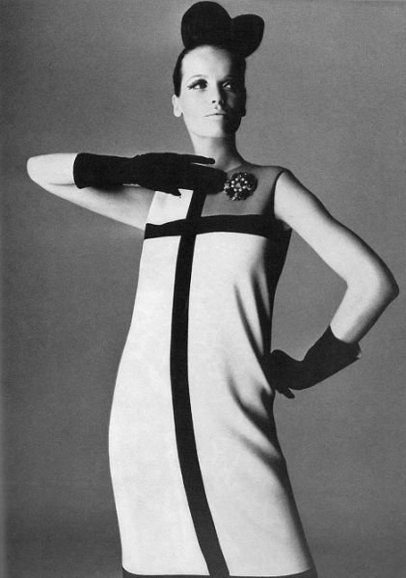 1966 Vintage VOGUE Sewing Pattern B31.5-38 Mondrian DRESS 1667 By Yves Saint Laurent Vogue V1557 & Vogue V9048 image 6