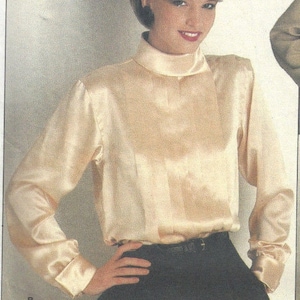 1980s Vintage VOGUE Sewing Pattern B34-36-38&quot; BLOUSE (1709) By Calvin Klein Vogue 1230