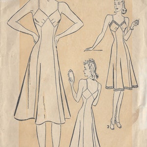 1940s Vintage Sewing Pattern B38″ SLIP (R809) By Advance 2367