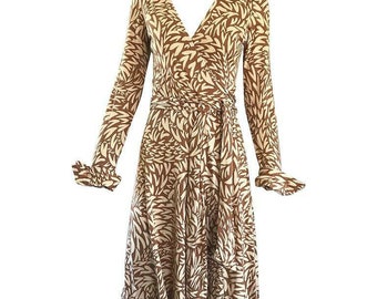 1976 Vintage VOGUE Sewing Pattern WRAP DRESS B38” (2246) Diane Von Furstenberg 1549