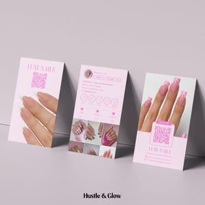 Pode incluir: Três cartões de visita cor-de-rosa com o texto "LUXE NAILS" e um código QR. Um cartão apresenta uma mão com unhas longas e claras, outro exibe um perfil de mídia social e o terceiro mostra uma mão com unhas quadradas rosa.
