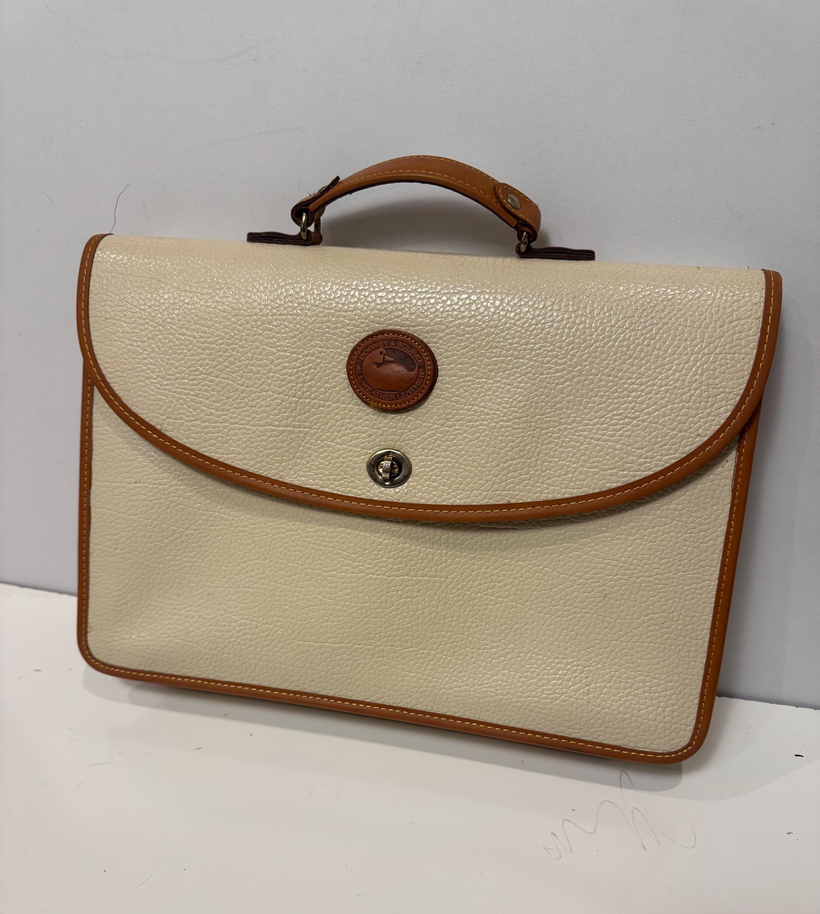 USA製 Dooney & Bourke オールウェザー レザー ブリーフケース 8e3bcca42adbcfe3eb2fc243bb9302