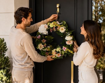 Couronne de porte d'entrée, couronne printemps-été, couronne d'hortensias blancs, couronne de fleurs roses, décoration de porte de tous les jours, cadeau de pendaison de crémaillère, déco d'entrée