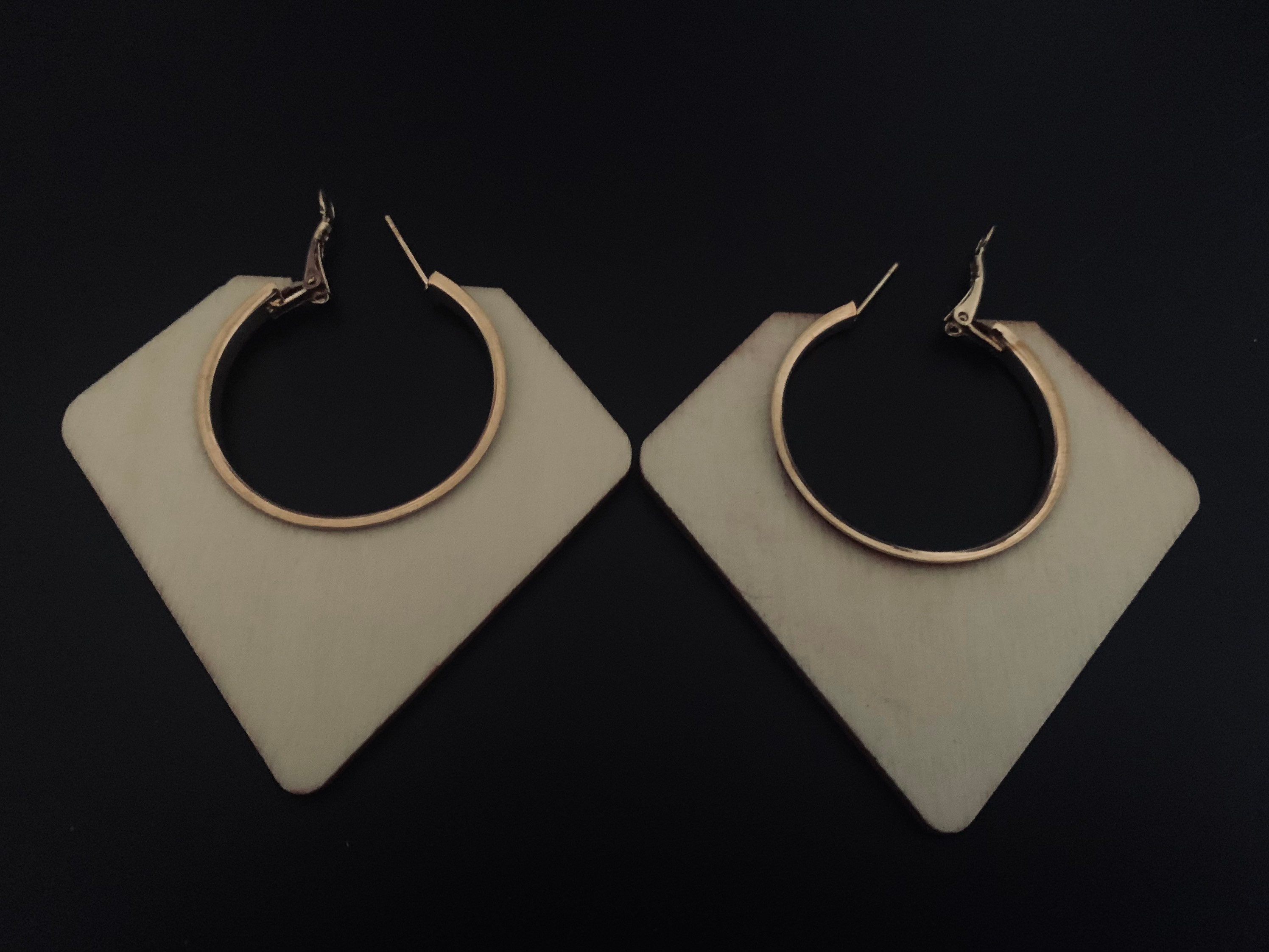 Orecchini in legno, donna africana, fatti a mano, commercio