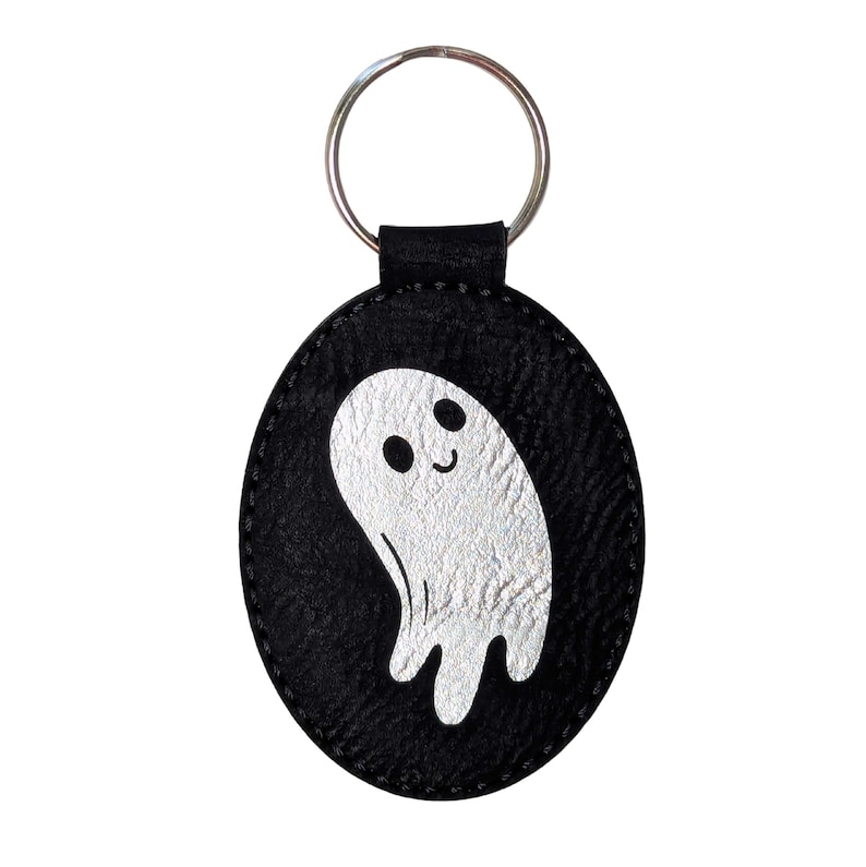 Llavero fantasma de cuero vegano grabado - Poltergeist de Halloween imagen 1
