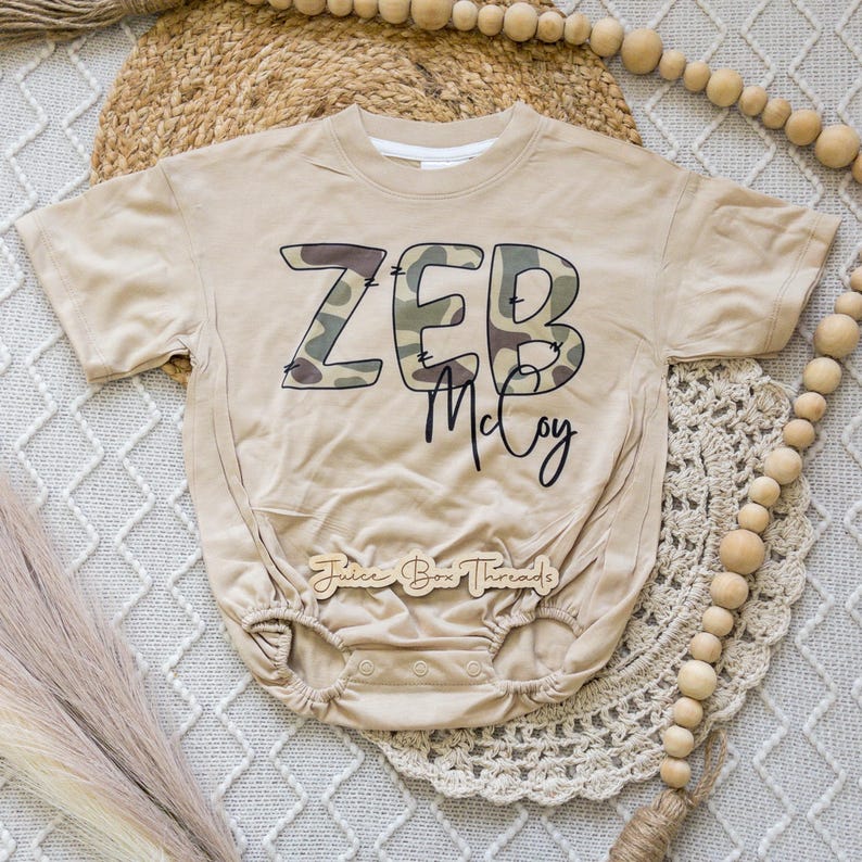 Mono corto o camiseta infantil con estampado de camuflaje de patos. imagen 3