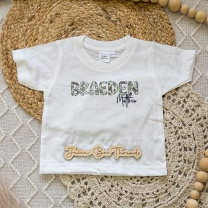 Mono corto o camiseta infantil con estampado de camuflaje de patos. imagen 2