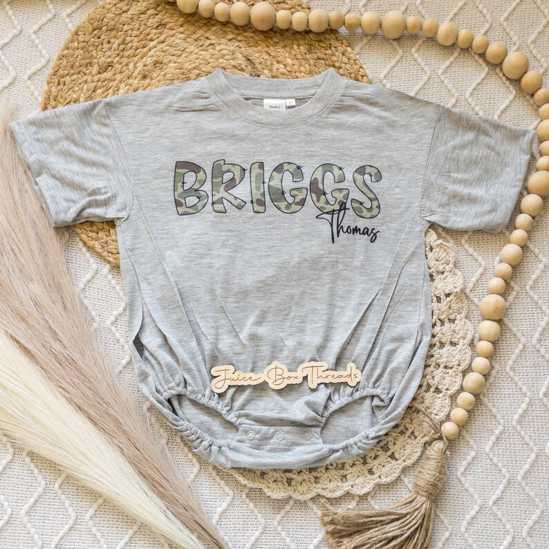 Mono corto o camiseta infantil con estampado de camuflaje de patos. imagen 7