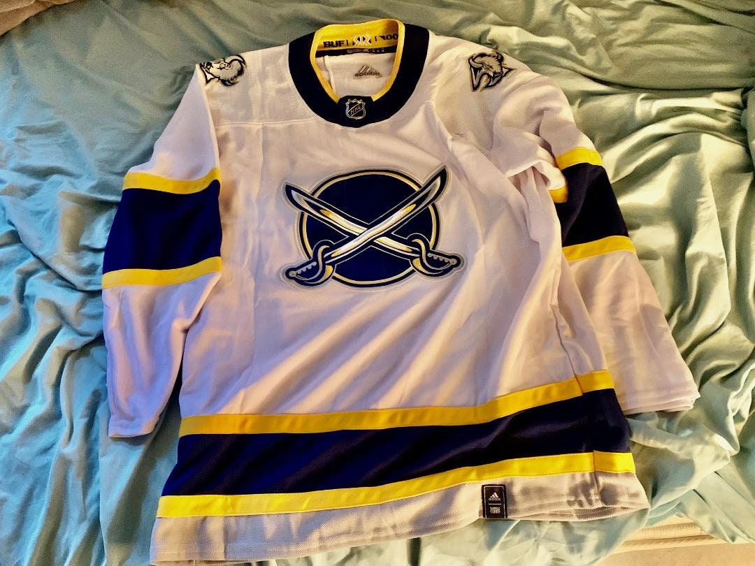 Personalized Buffalo Sabres 80s 90s Home Vintage NHL Throwback