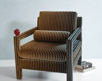 Sillón de club estilo Parsons de Milo Baughman, totalmente restaurado y hecho a medida.