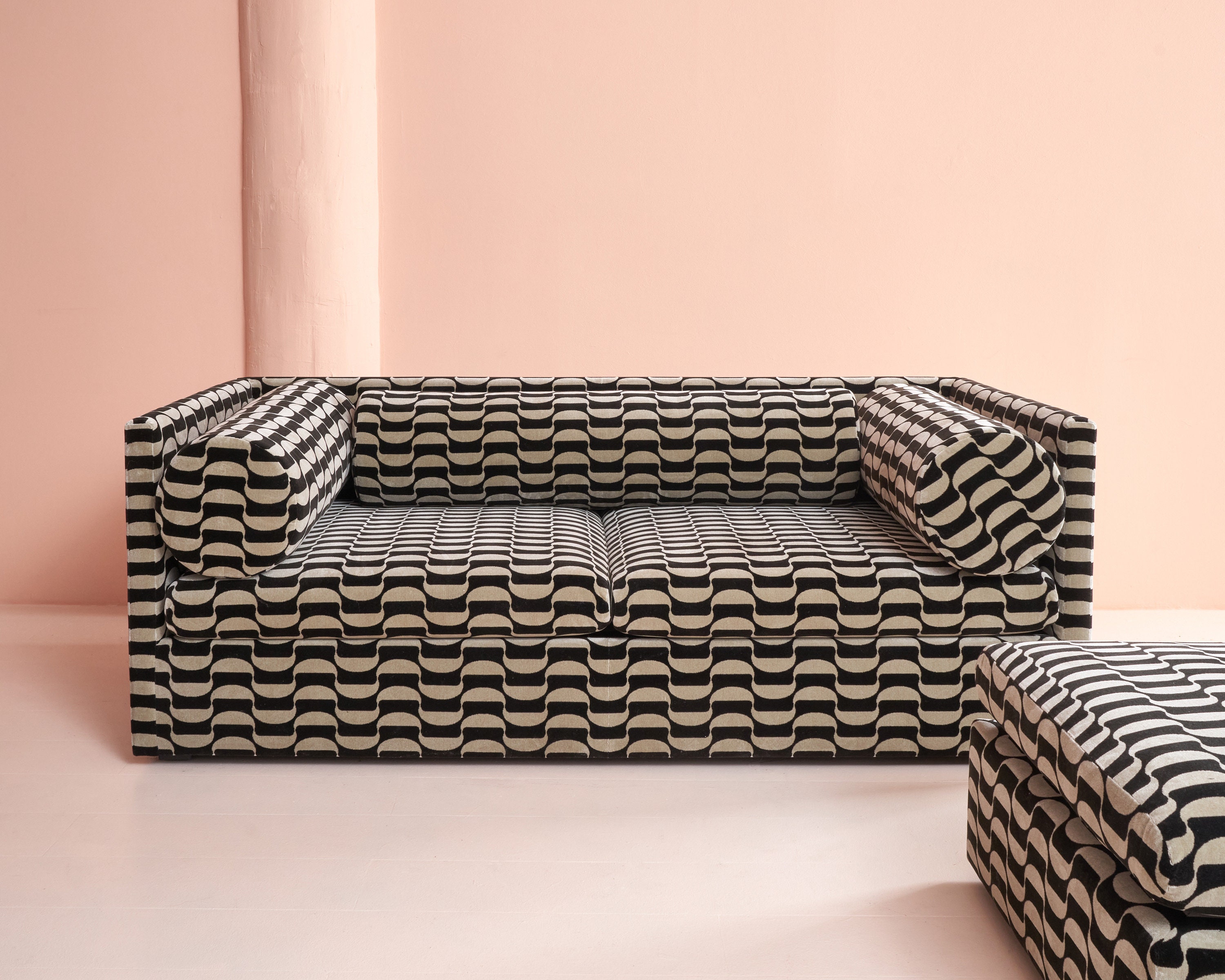 CUSTOM MOD Deep Seat Sofa with Ottoman