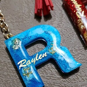 Personalized Resin Keychain - Etsy