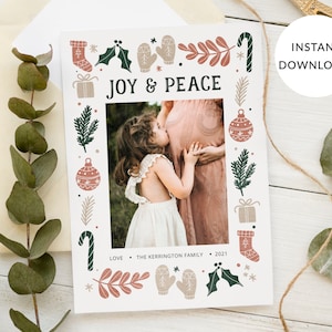 Weihnachtliche Fotokartenvorlage, Joy and Peace Doodles, Boho, Hellbraun, Blush Pink, Salbei, Feiertag, Einzelfoto, Vorder- & Rückseite inklusive, Corjl,