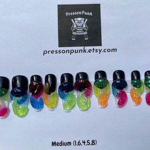 3D Gummy Worms- Size Medium