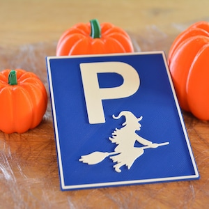 Halloween decoration | Witch parking sign | Autumn decoration | Parking sign | Gift idea for mother-in-law | Door decoration