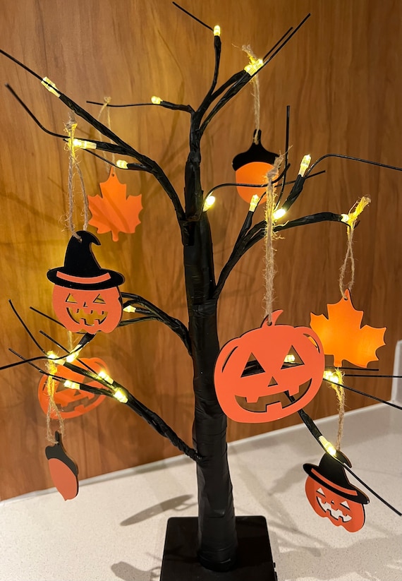 Wooden Halloween Hanging Decorations | Set of 8 Spooky Ornaments | Witch Pumpkin and Maple Leaf Decorations | Halloween Tree and Home Decor