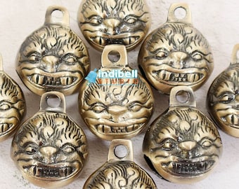 Cloches de traîneau de gardien de protection de tour, cloches en laiton de moto, grande cloche antique de visage de monstre de démon de sorcière de diable, cloche d'Halloween vintage