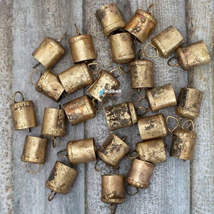 36 vintage rustieke mokbellen gerecycleerd ijzeren tinnen koebellen bronskleur | Indiase messing metalen ambacht | 1,5 inch