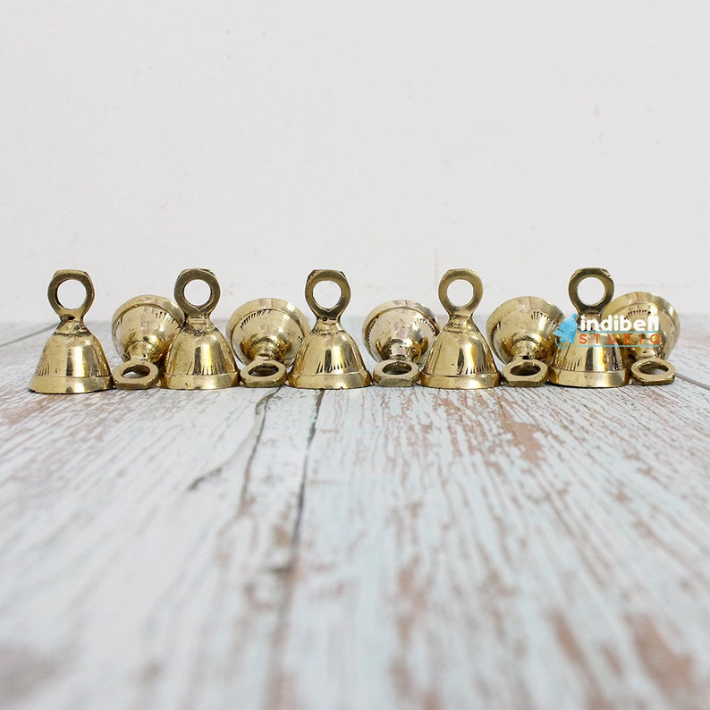 12 Goldene Messingglocken Indian 1,5 Zoll, Handwerk Lieferungen Glocken Haustier Glocken Handwerk Glocken Klar Ton Mini Tempel Glocke made in India Bild 3