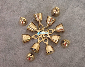 10 pequeñas campanillas de viento de latón indio, campanas decorativas doradas hechas a mano de 2 pulgadas para manualidades DIY.