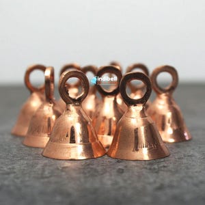 12 kleine Kupfer Messing Tempel Weihnachten Handwerk Glocken Dekorationen | 3,5 cm große Messing Glöckchen zum basteln, Windspiel, DIY Projekte