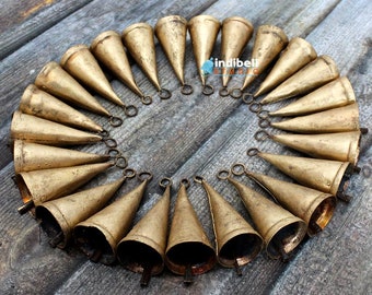 Vintage Rustic Iron Farmhouse Cow Bells 3&quot; (24 / 50 / 100 Pieces), Bronze Color Boho Cone Triangular Recycled Tin bells