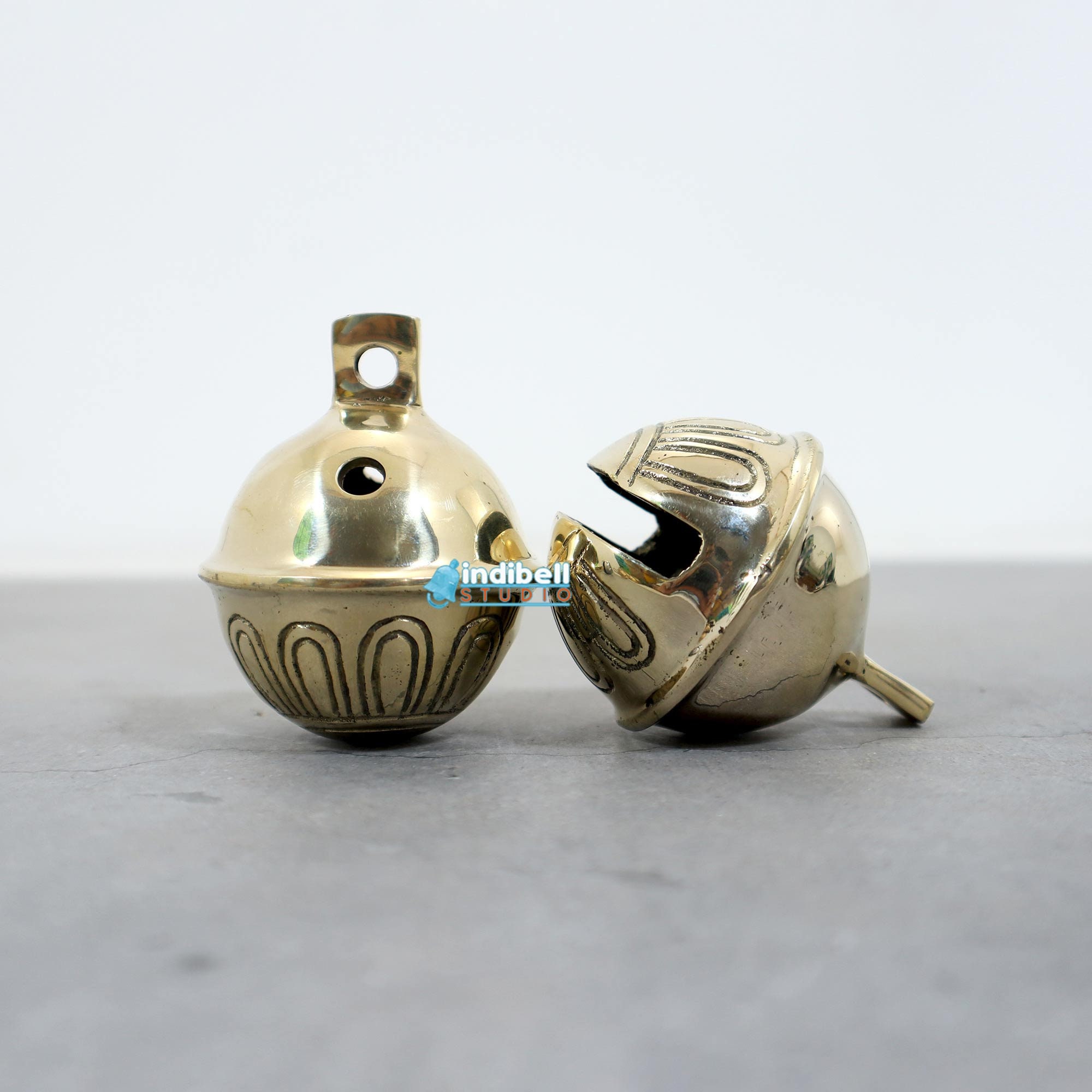 Solid Bell Extra Large Jingle Brass Sleigh Bells, Solid Round Metal Jumbo ...