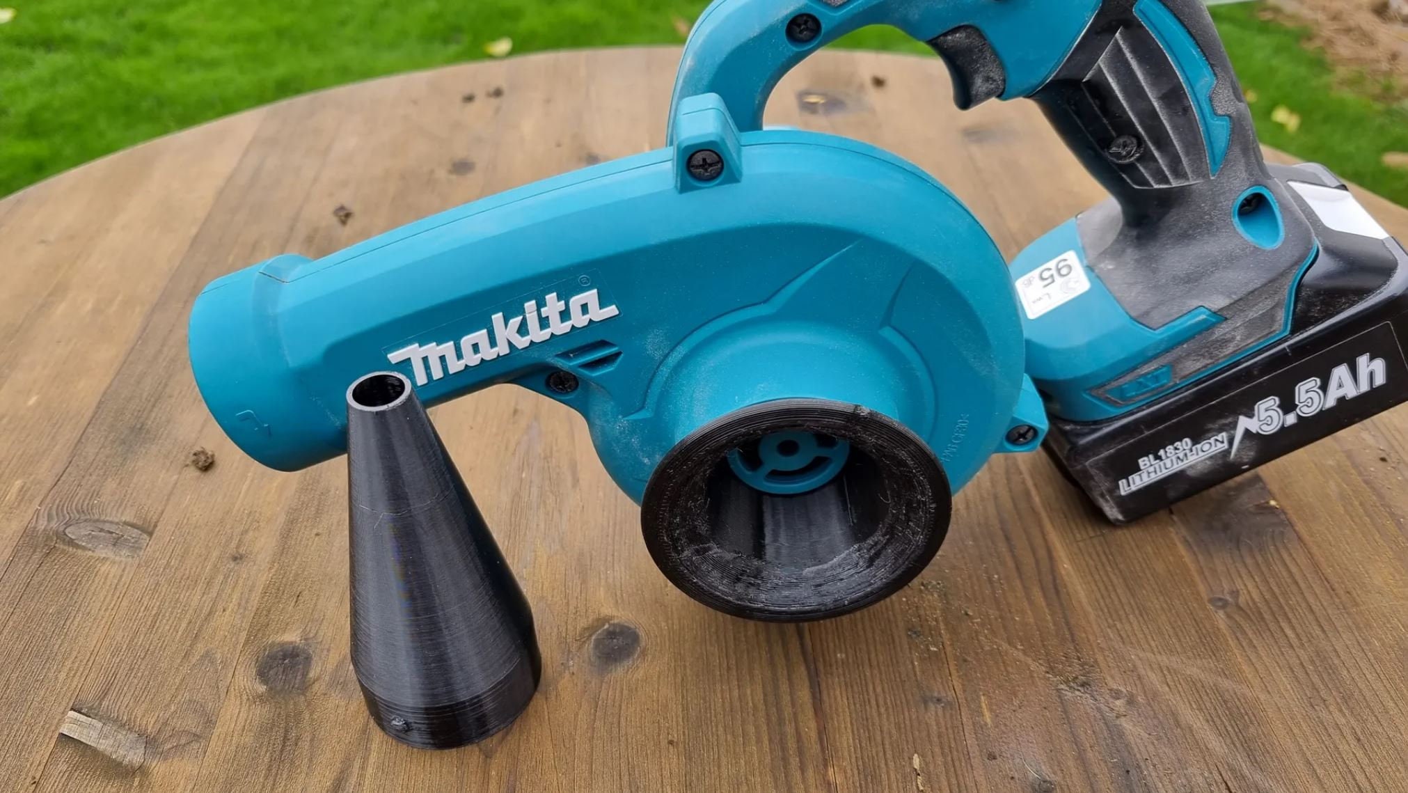 Souffleur Makita, buse courte DUB186